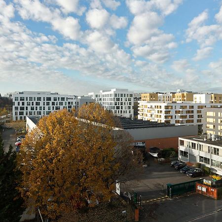 B&B Hotel Massy Gare Tgv Exterior foto