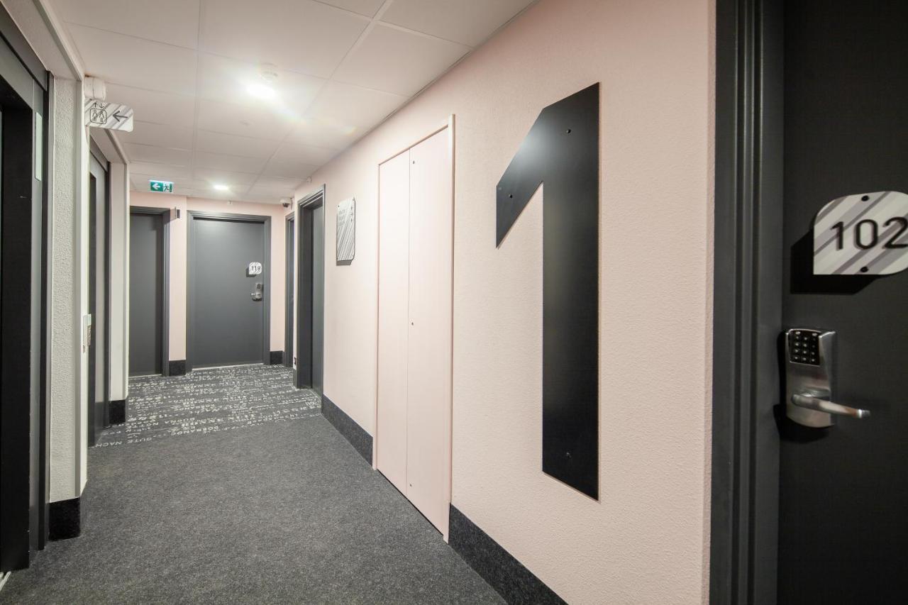 B&B Hotel Massy Gare Tgv Exterior foto