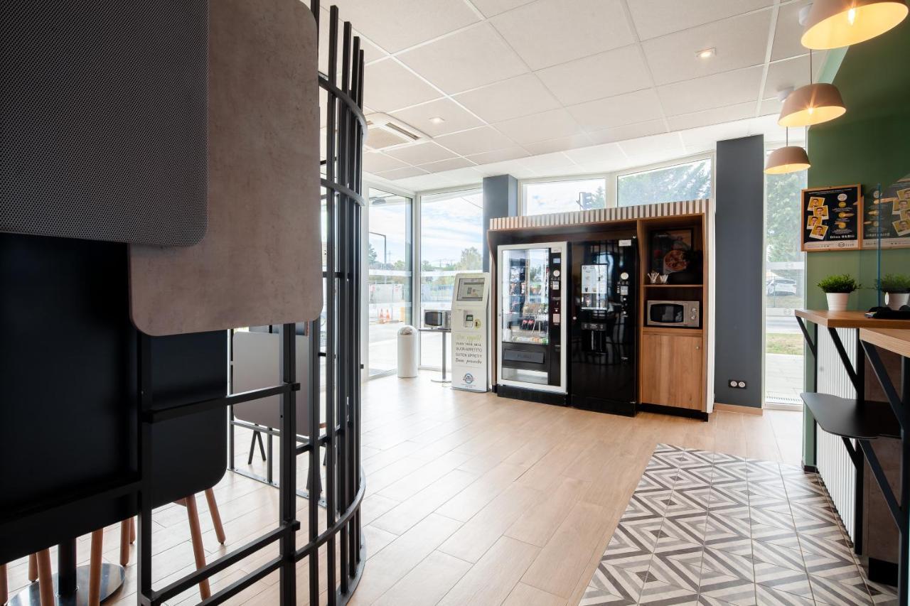 B&B Hotel Massy Gare Tgv Exterior foto