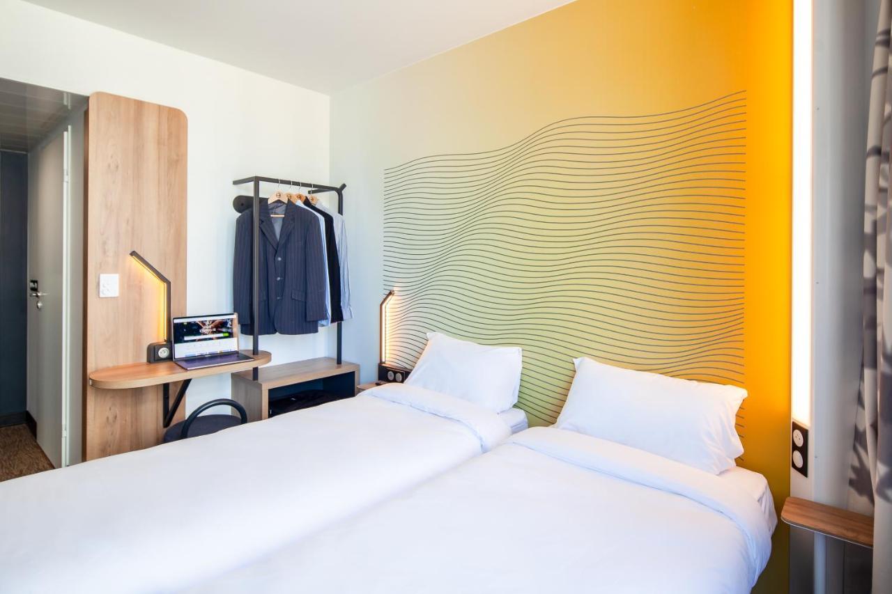 B&B Hotel Massy Gare Tgv Exterior foto