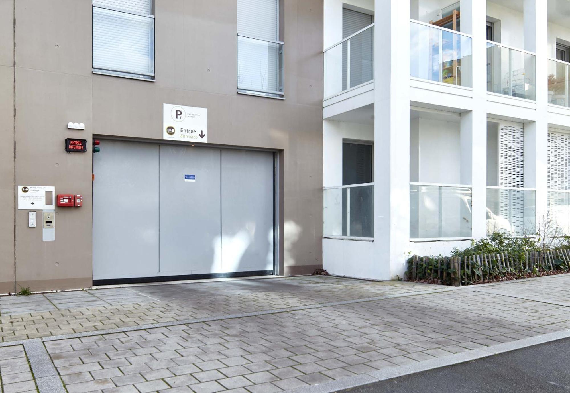 B&B Hotel Massy Gare Tgv Exterior foto